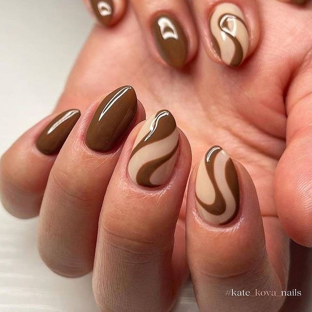 Chocolate Milk" Nails Are Winter's Quiet Luxury Mani Trend