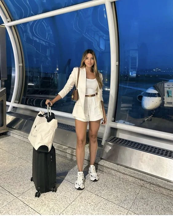 AIRPORT OUTFIT IDEAS 2024 3