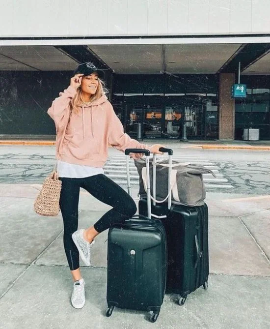 Airport Outfit Ideas vhindinews 9