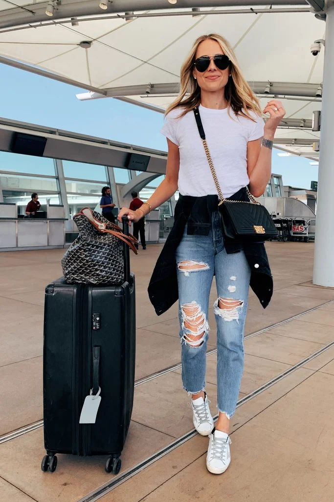 Cute Comfy Airport Outfits for Summer 2024 1