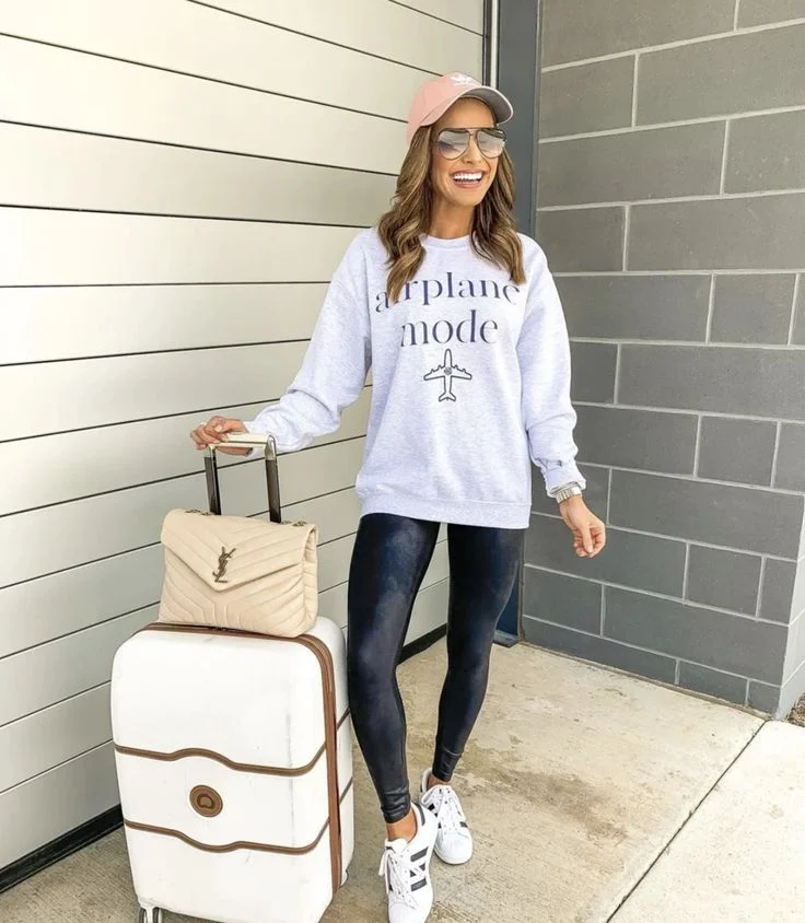How To Dress For Airport Top 25 Airport Outfits For Long Flights vhindinews 13