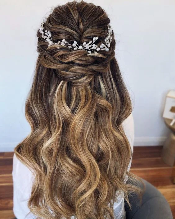 Top 10 Prom Hairstyles for 2024 2
