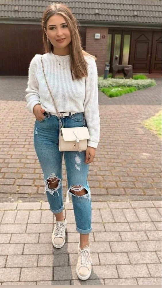 Top 25 Womens Business Casual Outfits with Jeans Effortlessly Stylish for the Office vhindinews 7