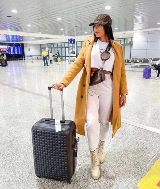 Top 35 Cute and Comfy Airport Outfits for Summer 2024 Travel in Style VHINDINEWS 19