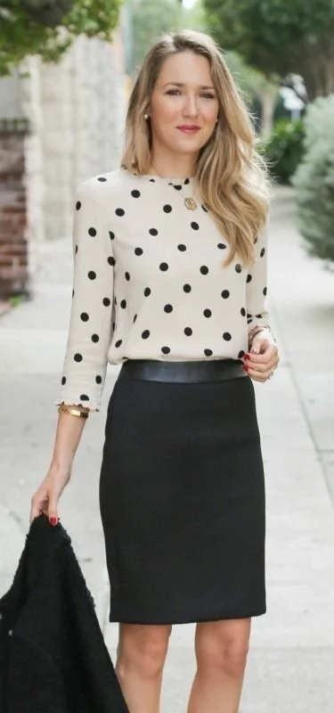 25 Must Have Professional Smart Summer Work Outfits to Refresh Office Wardrobe 2