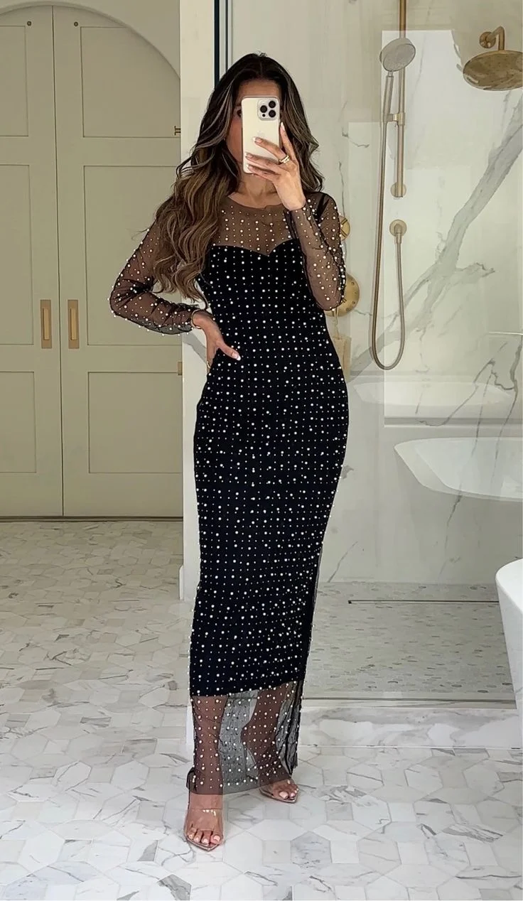 What to Wear to a 40th Birthday Party: 42 Stunning Dresses to Celebrate in Style