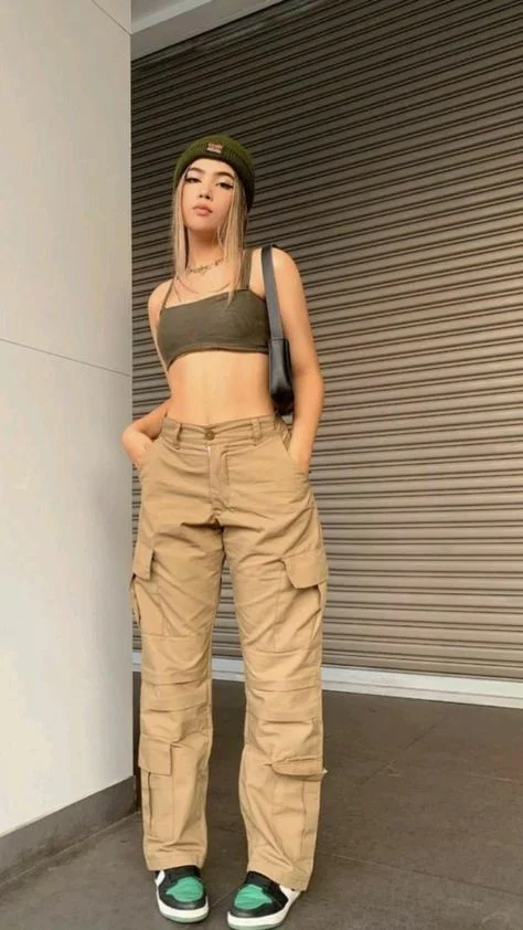 What to Wear with Cargo Pants for Women: 21 Best Outfits to Rock Your Cargo Pants