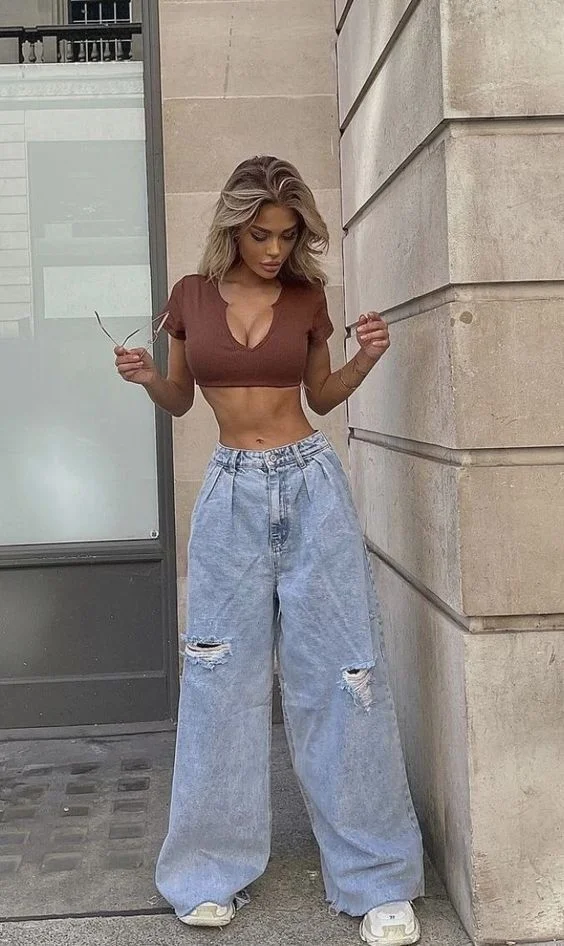 What to Wear with Baggy Jeans: 21 Trendy Outfit with Baggy Jeans Ideas for Women