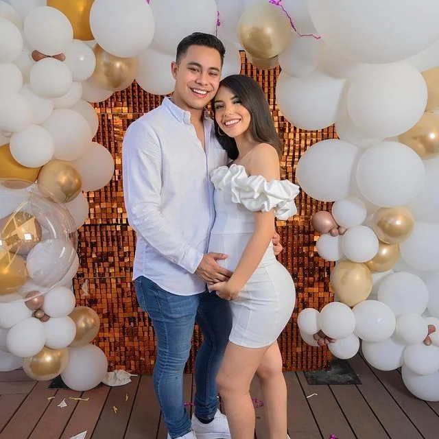 21 Best Baby Shower Outfit Ideas for Dads – Stay Stylish & Comfortable!