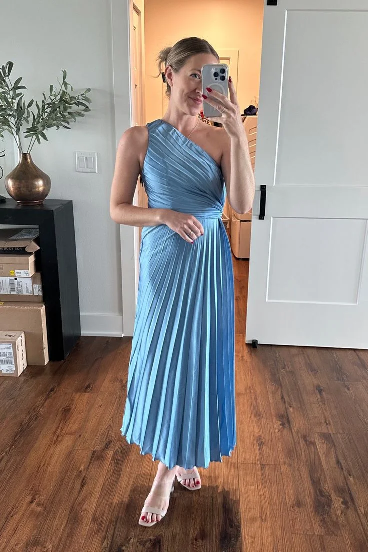 Need Inspiration for Light Blue Wedding Dresses? Here Are 21 Gorgeous Options