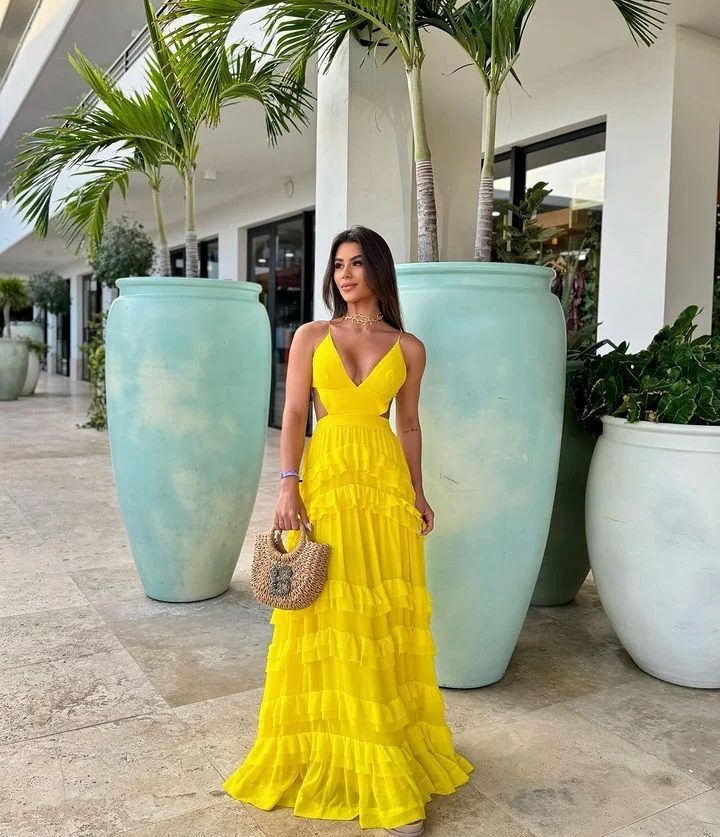 What to Wear to a March Wedding? 21 Best Guest Wedding Dress Ideas You’ll Love!