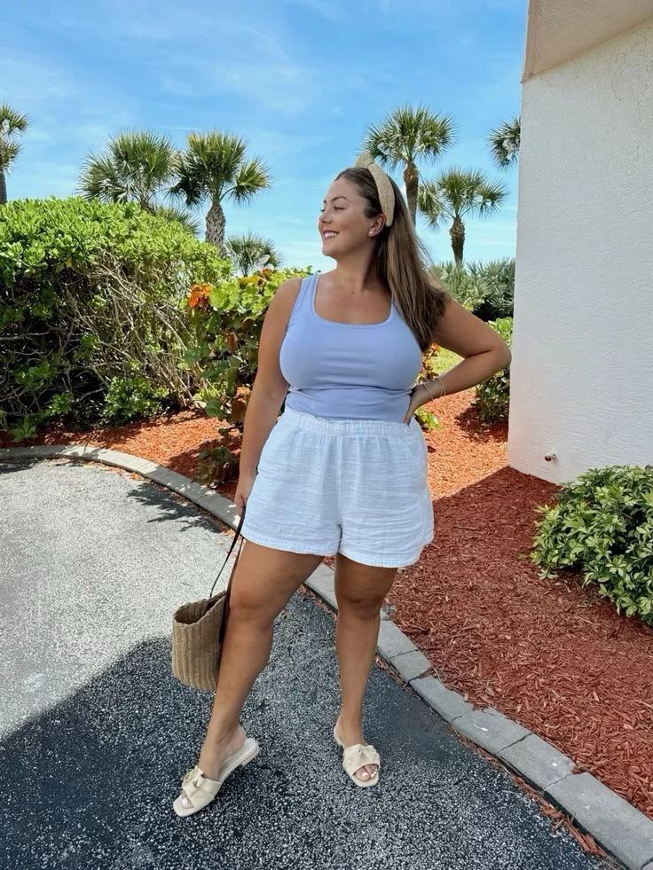 21 Gorgeous Plus Size Vacation Outfits to Inspire Your Trip