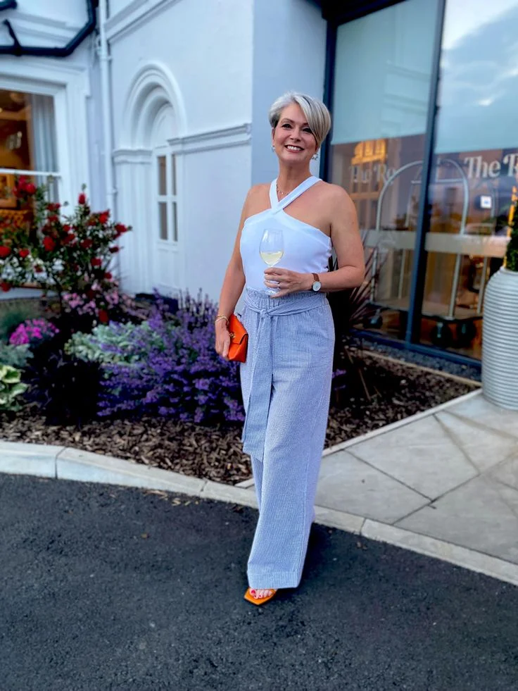 full party outfit for women over 50 11