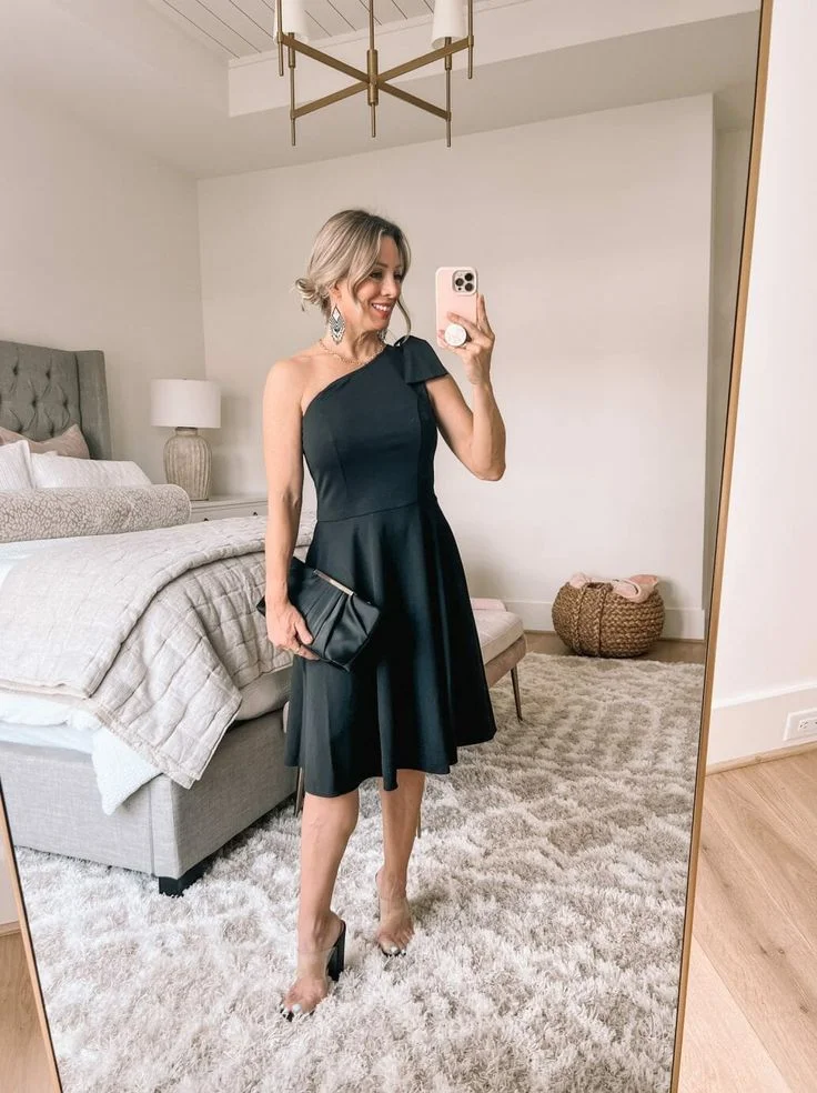 What Should I Wear to a Retirement Party Outfit as a Guest? 17 Best Retirement Outfit Guest